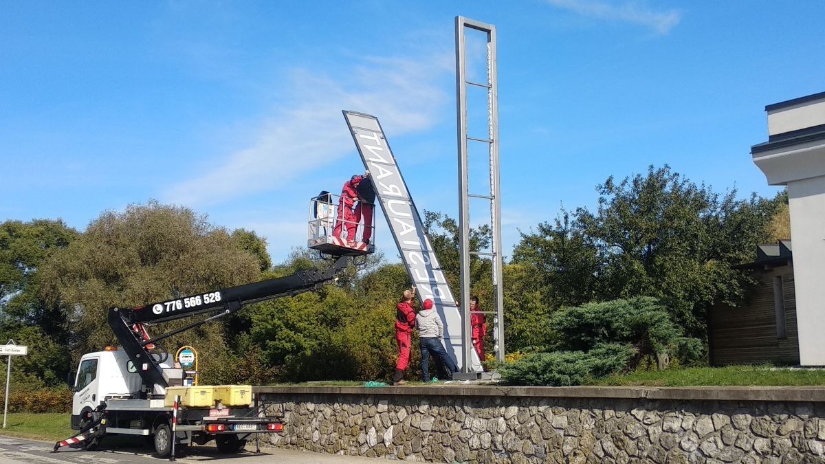 Světelný totem